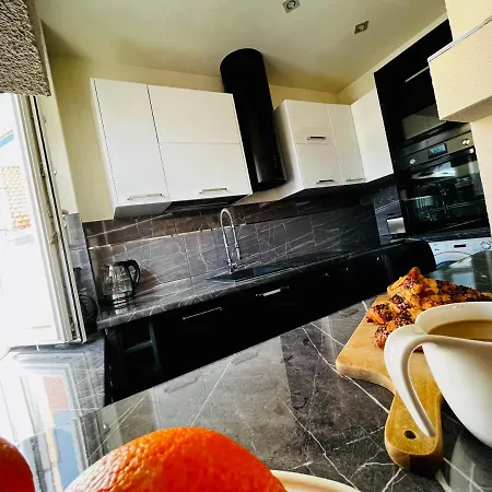 Apartament Z Widokiem Na Zabytki